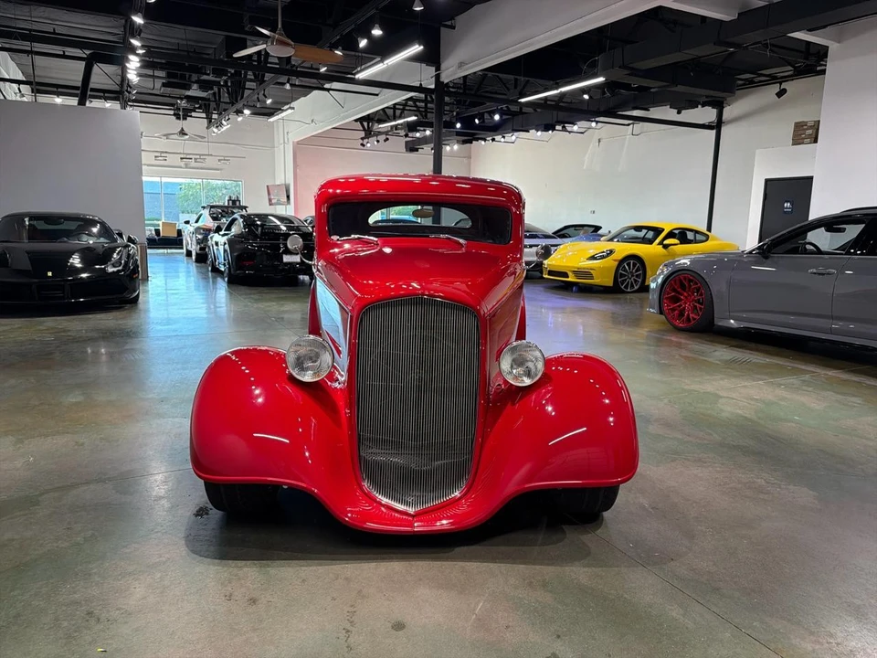 1935 Chevrolet - Image 13 of 31