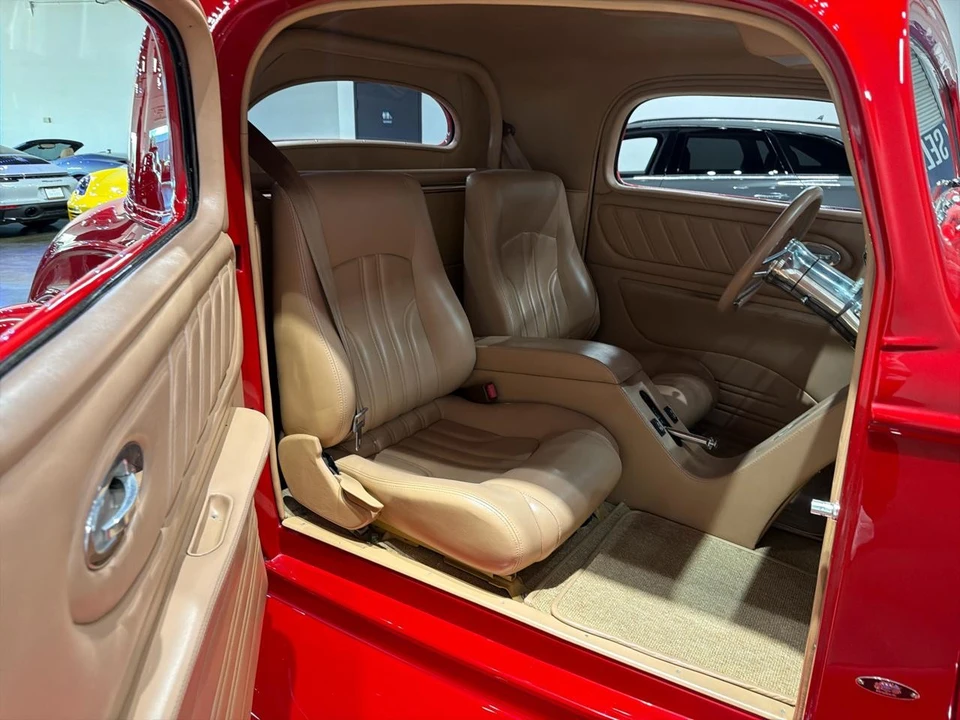 1935 Chevrolet - Image 24 of 31