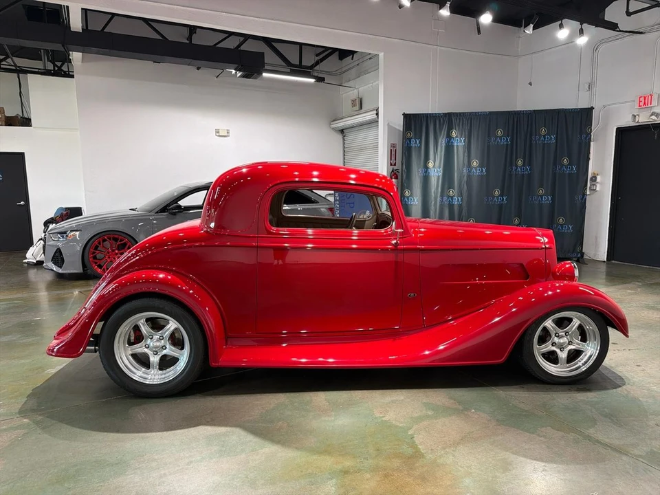 1935 Chevrolet - Image 10 of 31