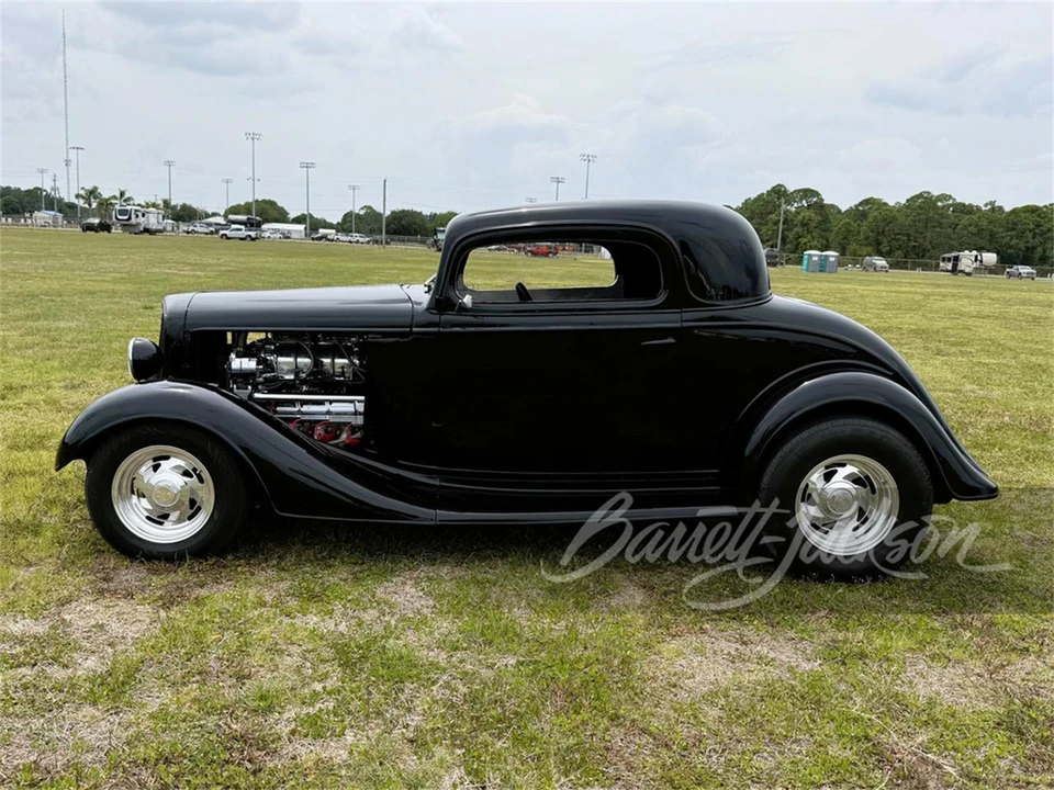 1935 Chevrolet Standard & Master & Master Deluxe & Special Deluxe - Image 2 of 4