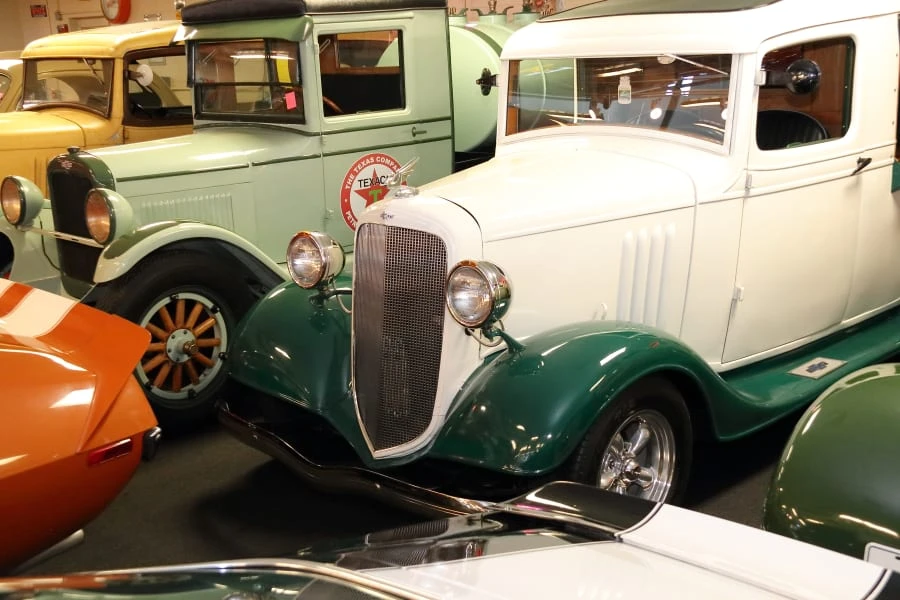 1935 Chevrolet Pickup 2nd Gen - Image 13 of 15