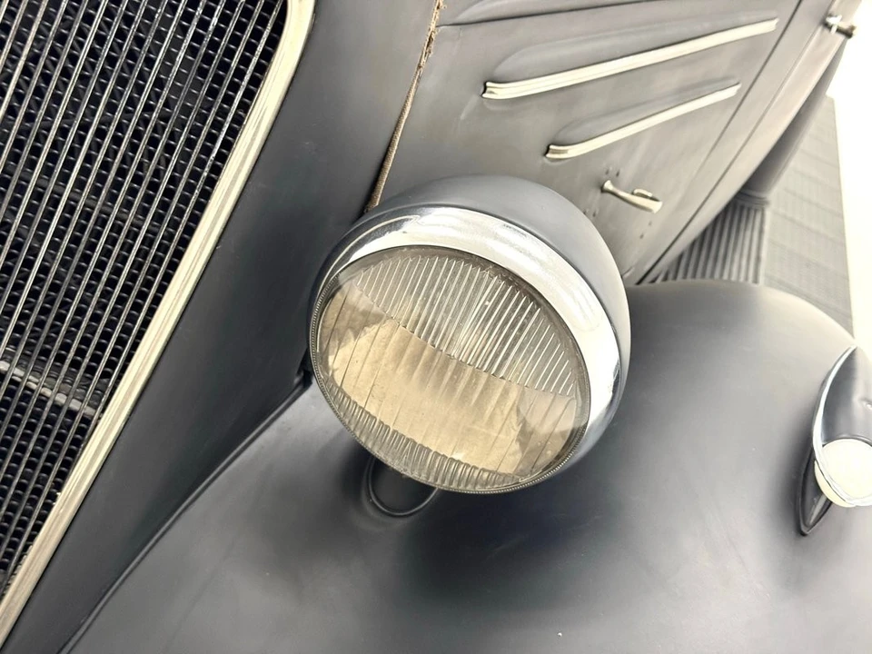 1935 Chevrolet Standard & Master & Master Deluxe & Special Deluxe - Image 9 of 31
