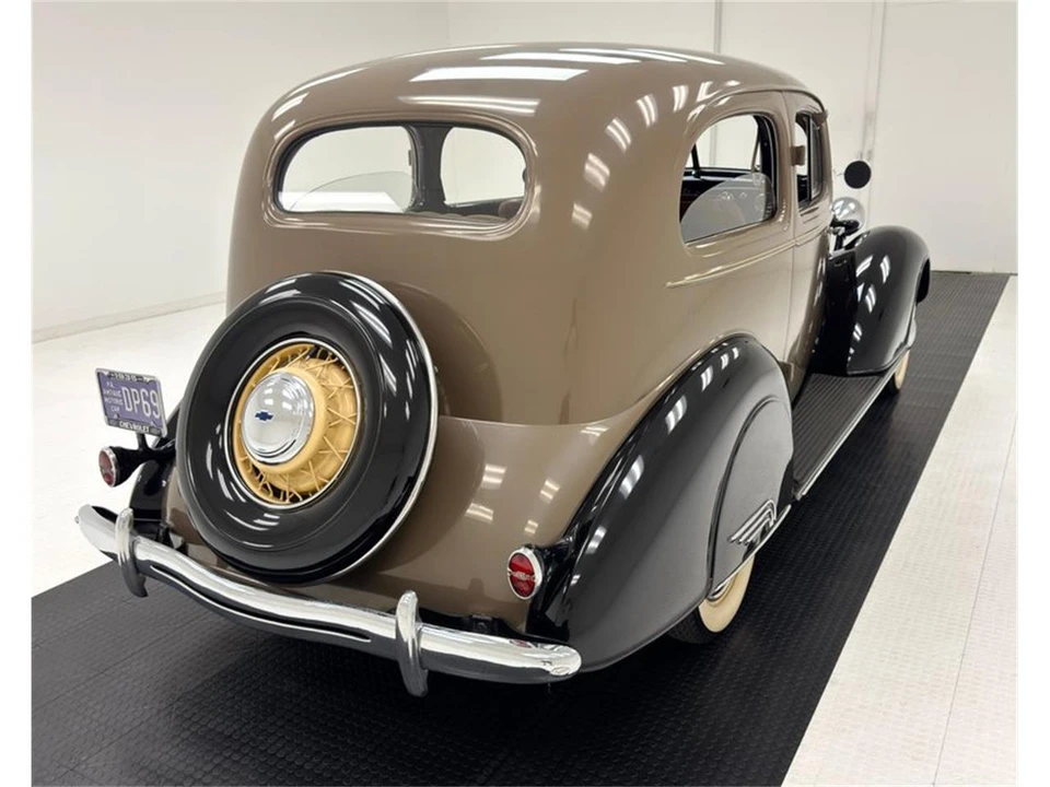 1935 Chevrolet Standard & Master & Master Deluxe & Special Deluxe - Image 5 of 31
