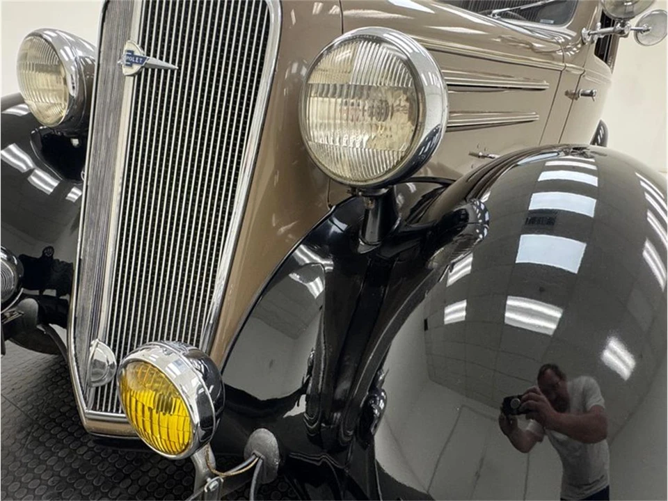 1935 Chevrolet Standard & Master & Master Deluxe & Special Deluxe - Image 12 of 31