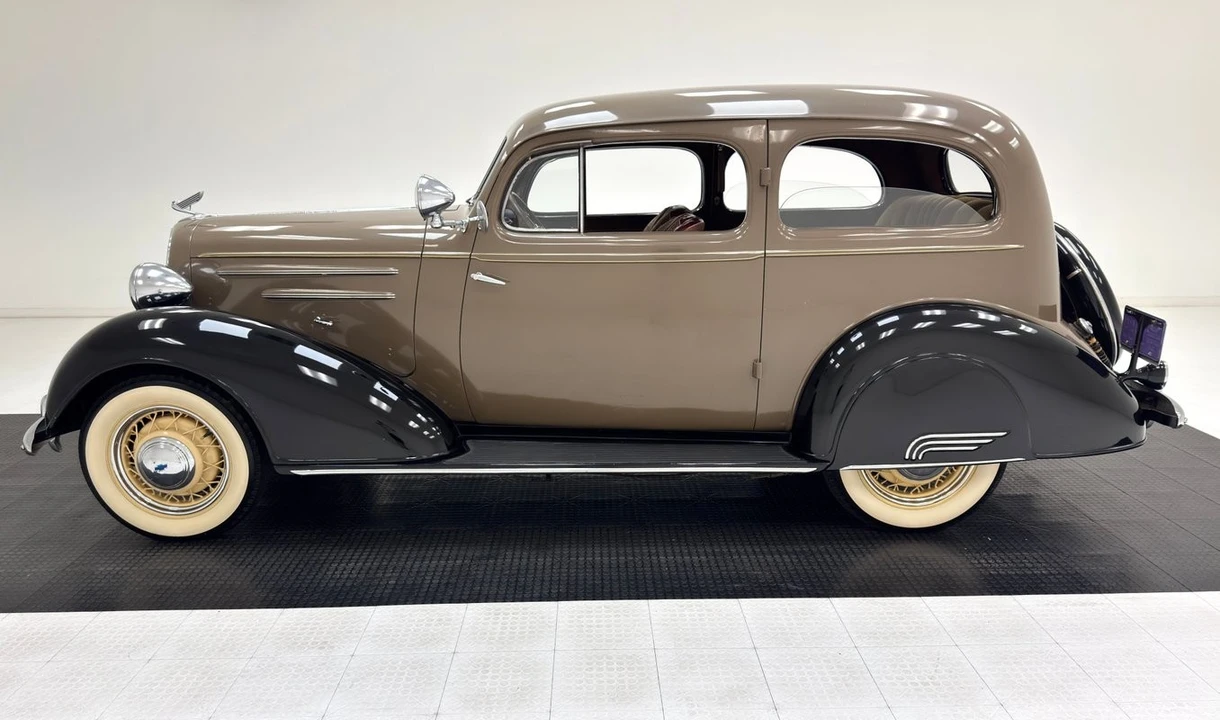 1935 Chevrolet Standard & Master & Master Deluxe & Special Deluxe - Image 2 of 31