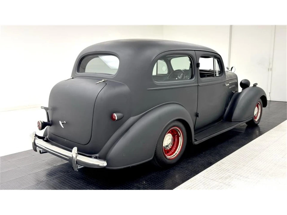 1935 Chevrolet Standard & Master & Master Deluxe & Special Deluxe - Image 5 of 31