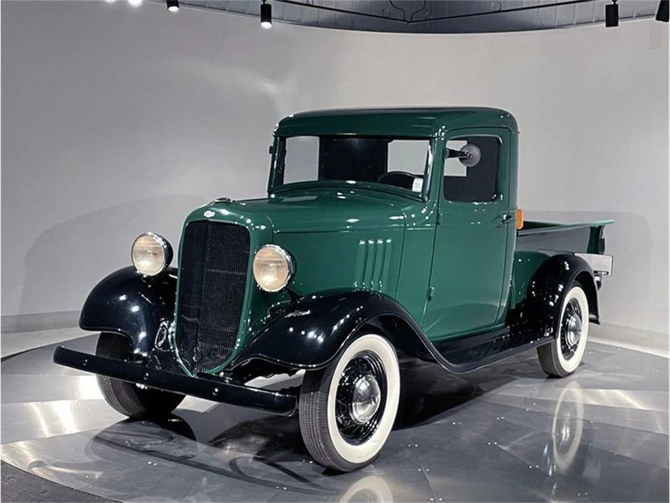 1935 Chevrolet Pickup 2nd Gen - Image 2 of 31