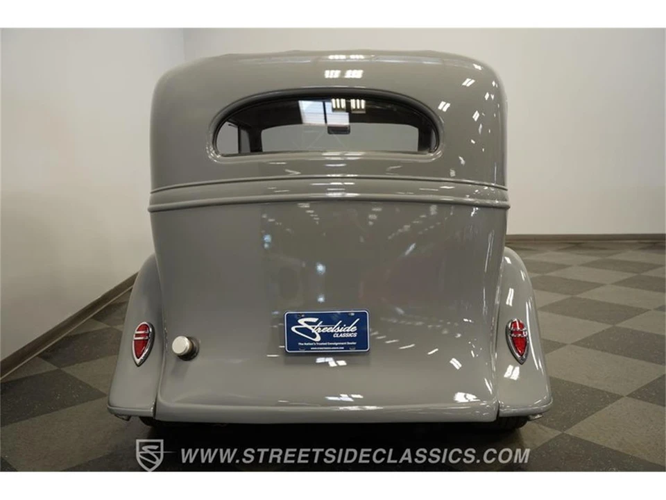 1935 Chevrolet Standard & Master & Master Deluxe & Special Deluxe - Image 11 of 31