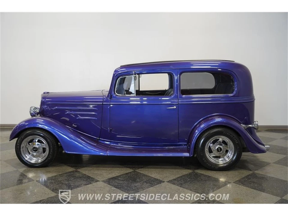 1935 Chevrolet Standard & Master & Master Deluxe & Special Deluxe - Image 2 of 31
