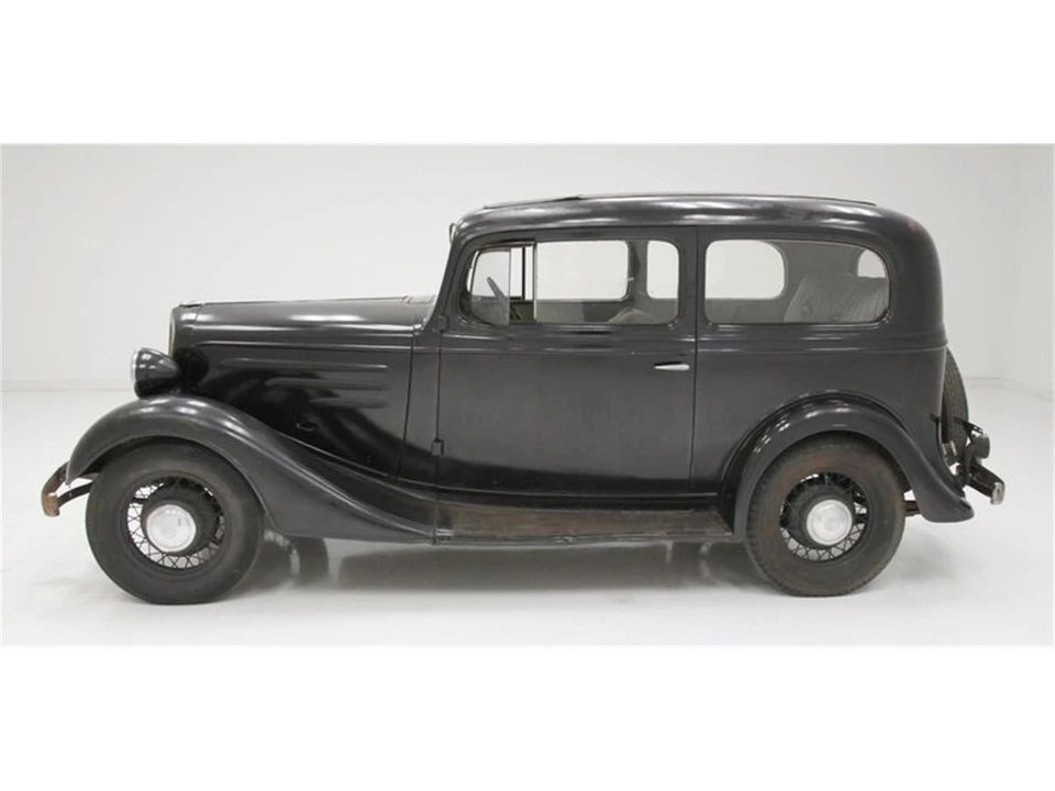 1935 Chevrolet Standard & Master & Master Deluxe & Special Deluxe - Image 2 of 31