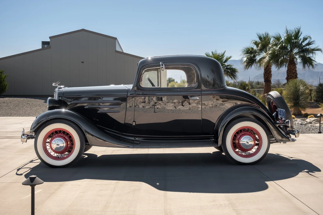 1935 Chevrolet Standard & Master & Master Deluxe & Special Deluxe - Image 2 of 31