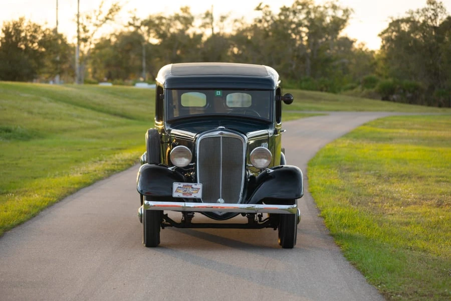 1935 Chevrolet Carryall Suburban 1st Gen - Image 4 of 31