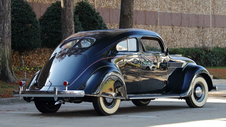 1935 Chrysler Airflow - Image 15 of 31
