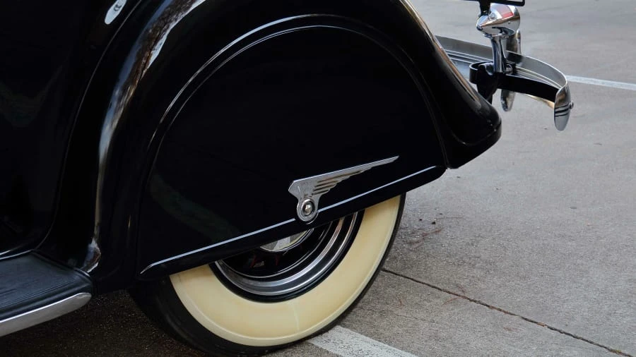 1935 Chrysler Airflow - Image 29 of 31