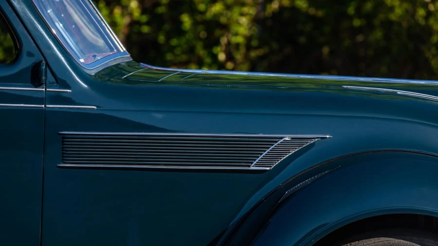 1935 Chrysler Airflow - Image 16 of 19