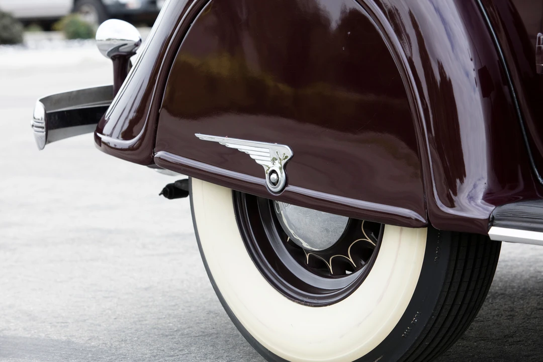 1935 Chrysler Airflow - Image 27 of 28