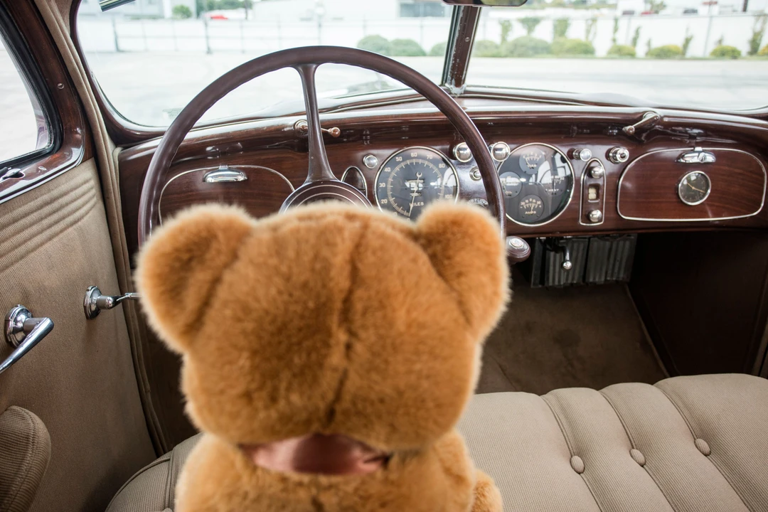 1935 Chrysler Airflow - Image 16 of 28