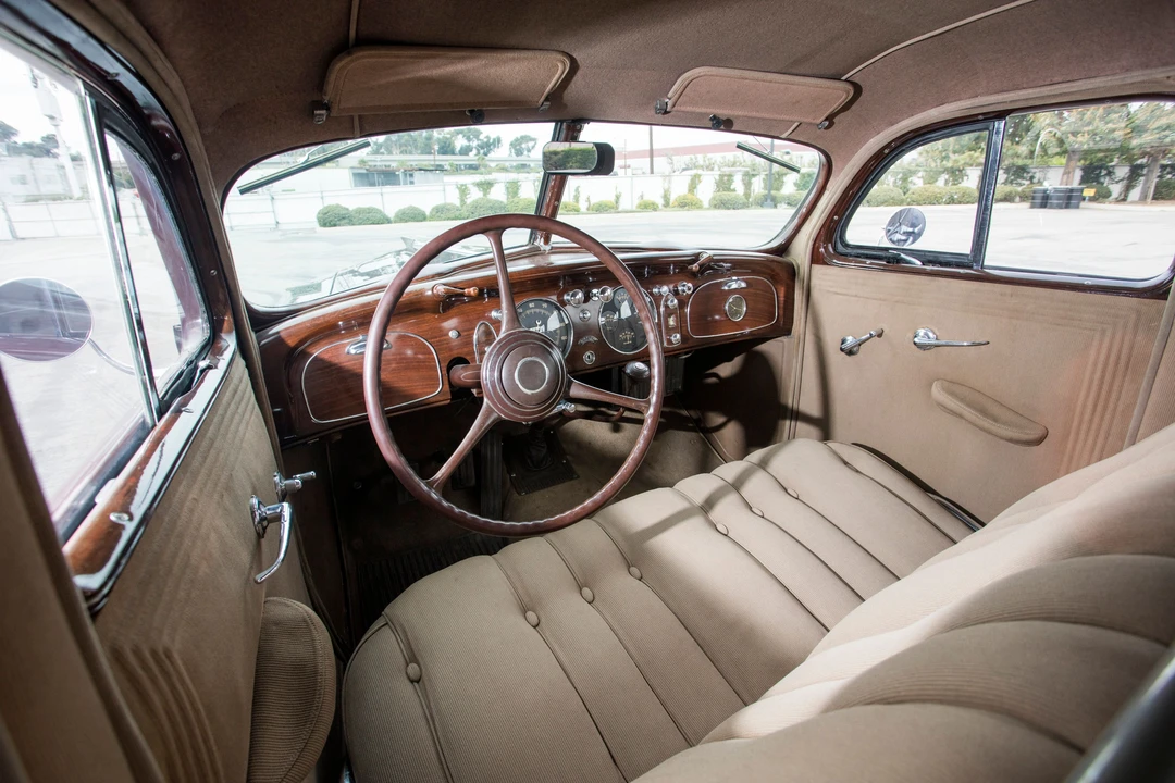 1935 Chrysler Airflow - Image 19 of 28