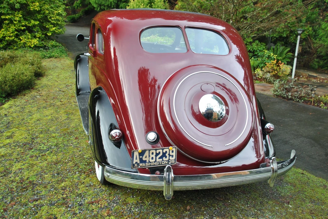 1935 Chrysler Airflow - Image 4 of 31