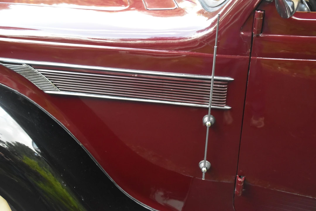 1935 Chrysler Airflow - Image 18 of 31