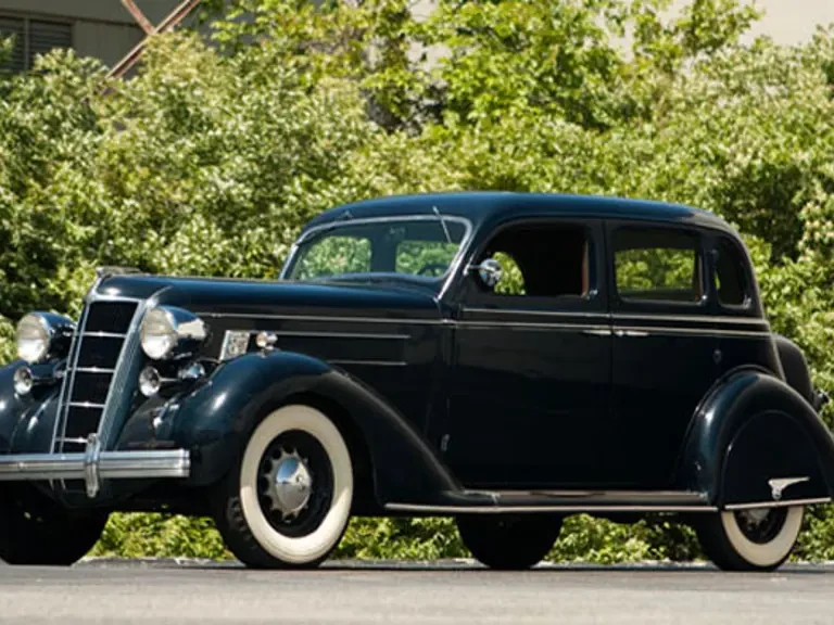 1935 Chrysler Airflow - Image 2 of 2