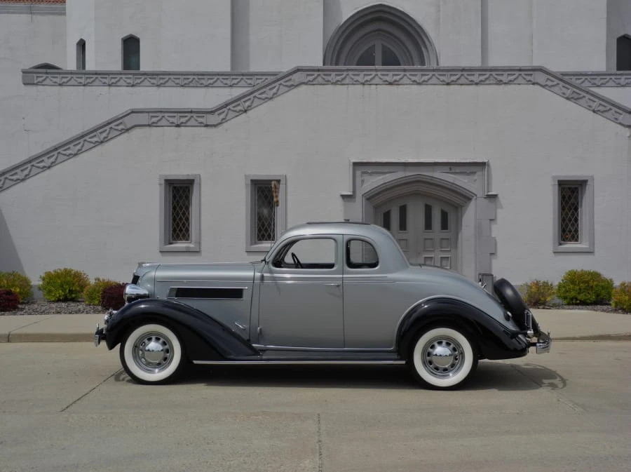 1935 Chrysler Airflow - Image 2 of 12