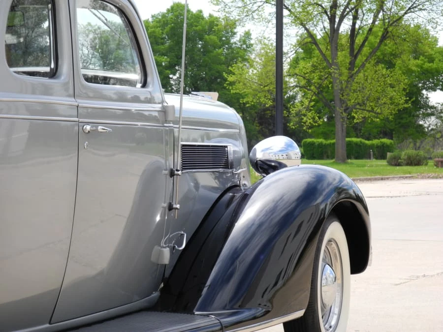 1935 Chrysler Airflow - Image 7 of 12