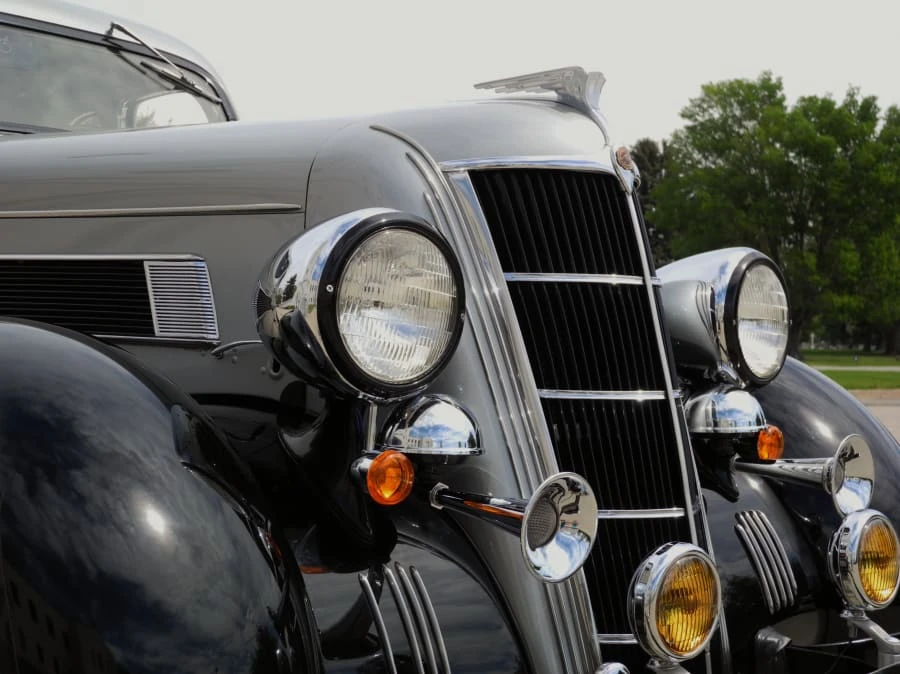 1935 Chrysler Airflow - Image 9 of 12