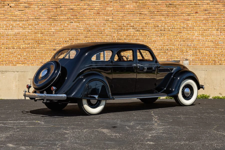 1935 Chrysler Airflow - Image 3 of 31