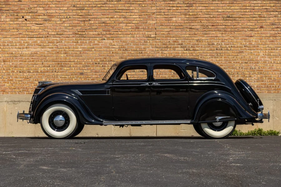 1935 Chrysler Airflow - Image 23 of 31