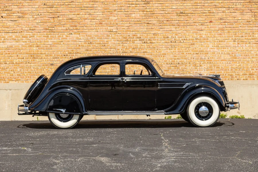 1935 Chrysler Airflow - Image 2 of 31