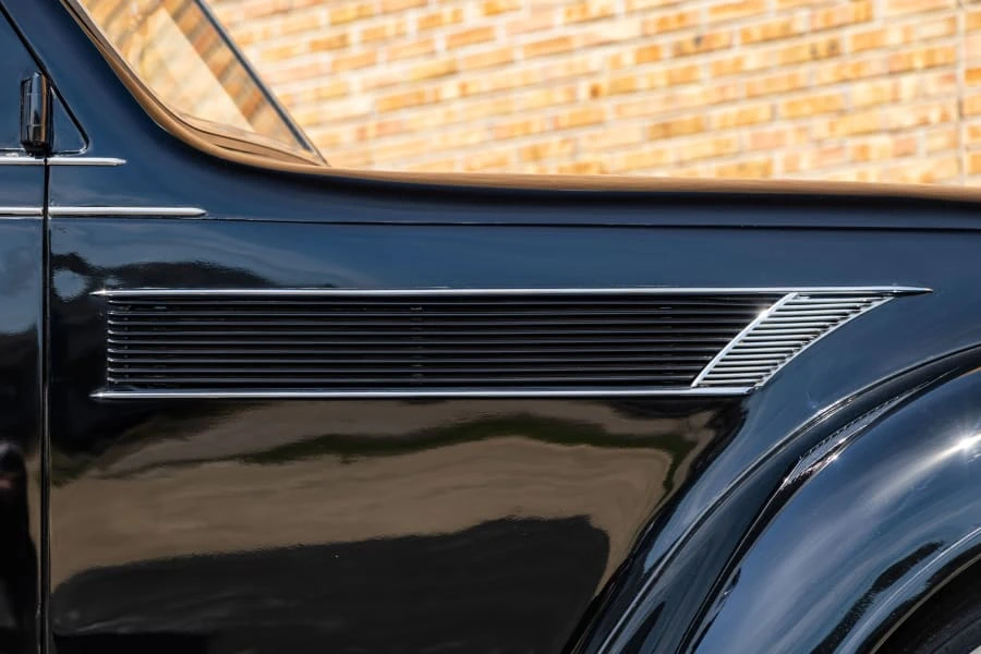 1935 Chrysler Airflow - Image 25 of 31