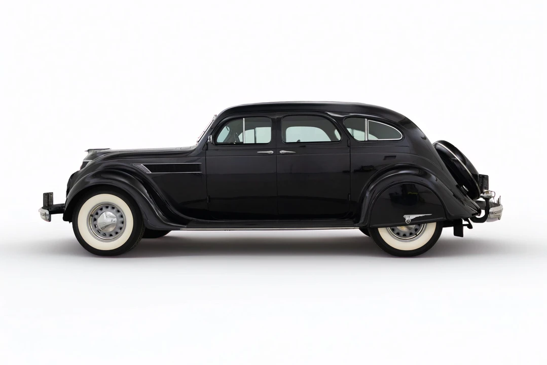 1935 Chrysler Airflow - Image 4 of 31