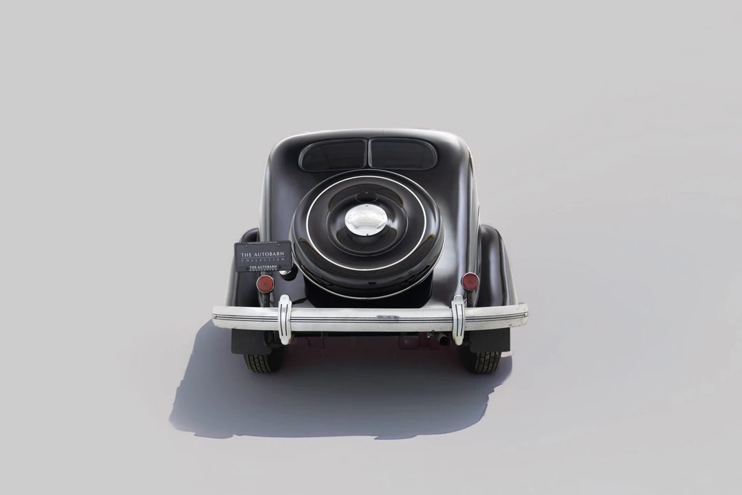 1935 Chrysler Airflow - Image 6 of 31