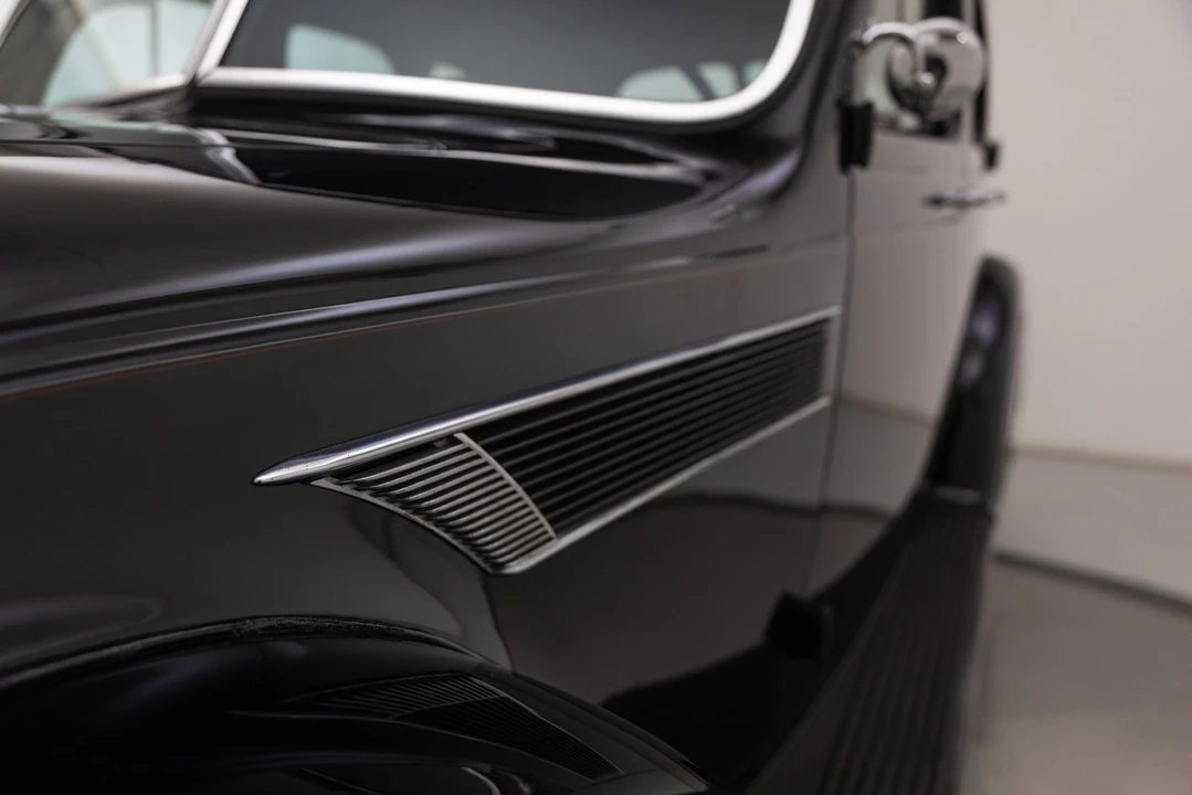 1935 Chrysler Airflow - Image 21 of 31