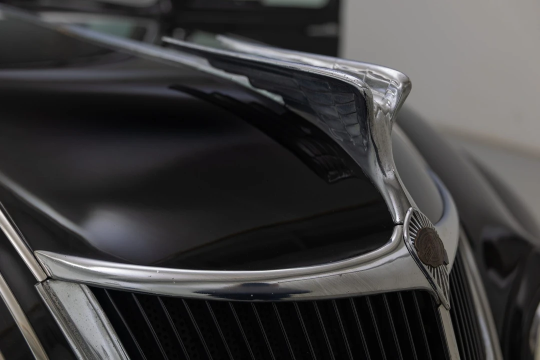 1935 Chrysler Airflow - Image 14 of 31