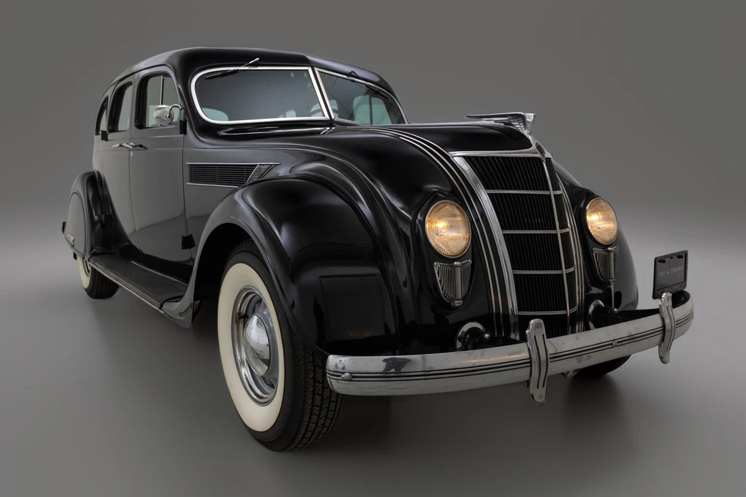 1935 Chrysler Airflow - Image 10 of 31