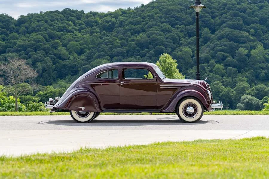 1935 DeSoto - Image 2 of 27