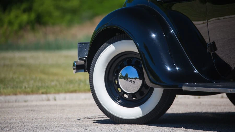1935 DeSoto - Image 10 of 12