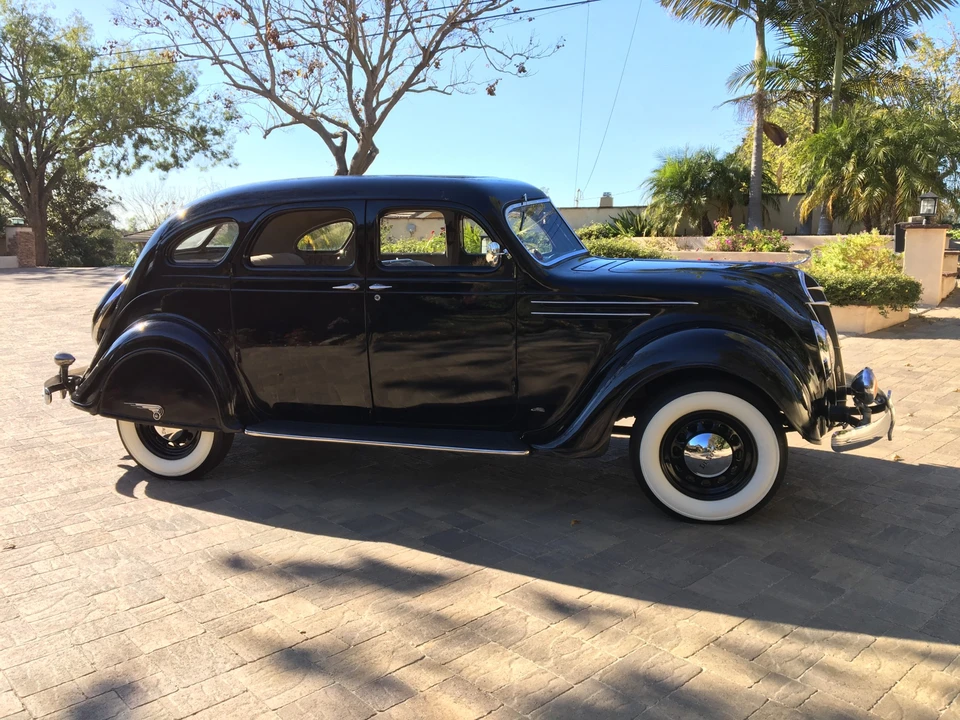 1935 Chrysler Airflow - Image 9 of 31