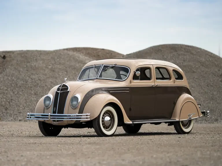 1935 DeSoto - Image 2 of 31
