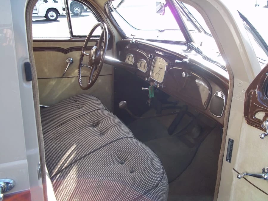 1935 DeSoto - Image 4 of 7