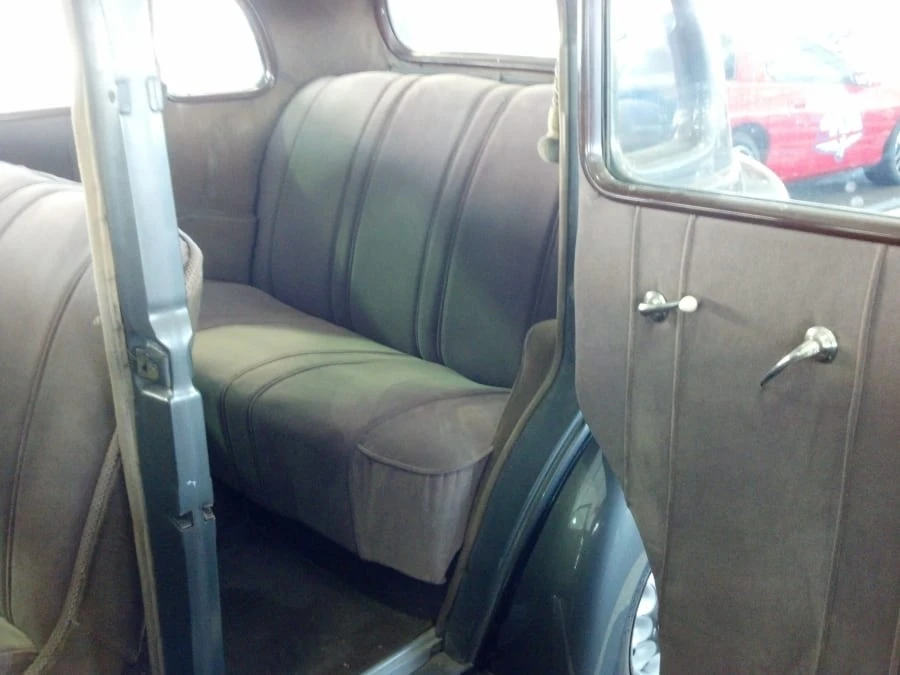 1935 Dodge - Image 5 of 5
