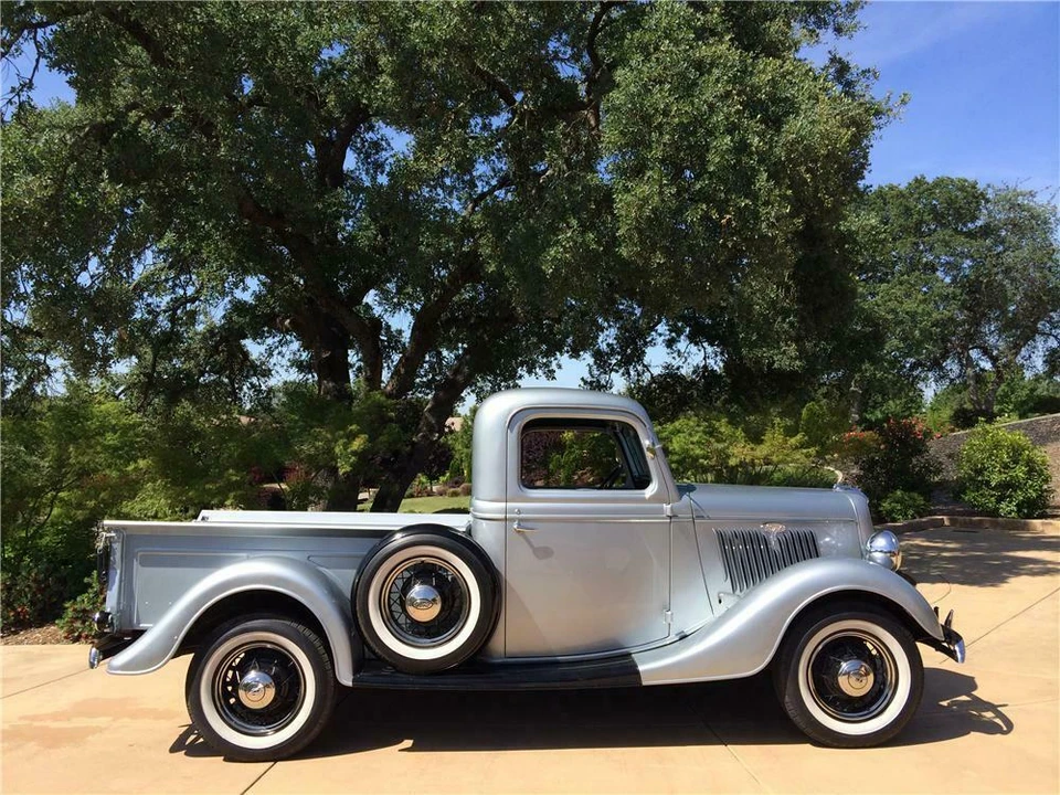 1935 Ford Model 48 & 68 - Image 5 of 5