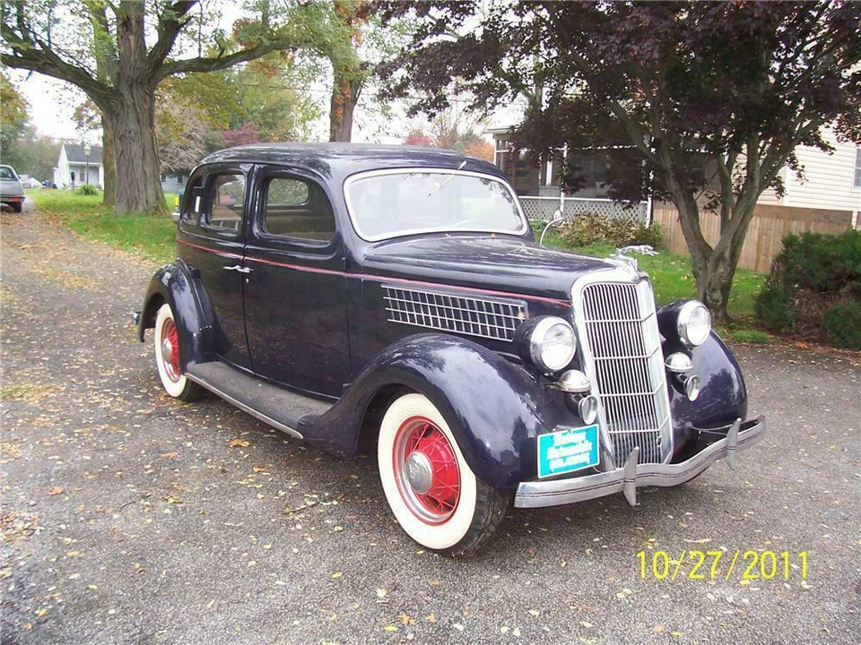 1935 Ford Model 48 & 68 - Image 2 of 5