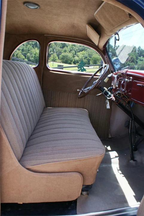 1935 Ford Model 48 & 68 - Image 4 of 4