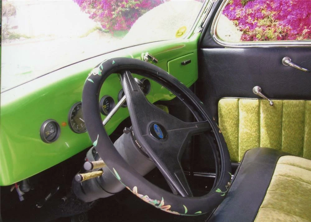 1935 Ford Model 48 & 68 - Image 4 of 4