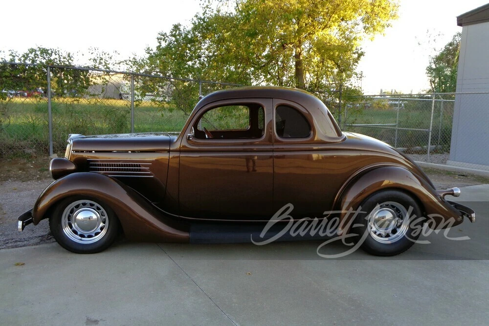 1935 Ford Model 48 & 68 - Image 9 of 9