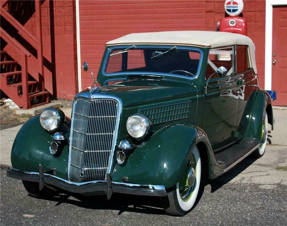 1935 Ford Model 48 & 68 - Image 2 of 5