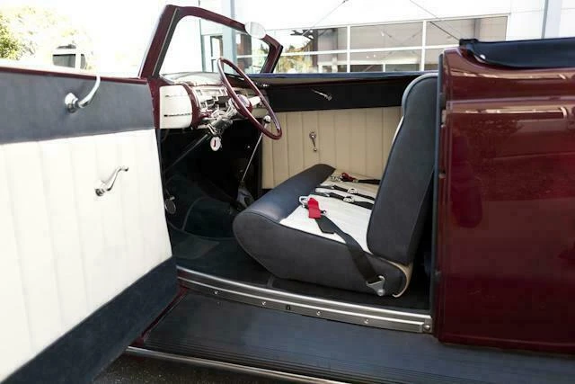 1935 Ford Model 48 & 68 - Image 4 of 5